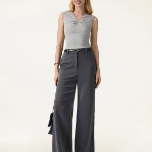 Wrinkle-Resistant High Rise Flared Trousers with Pockets - Image 3