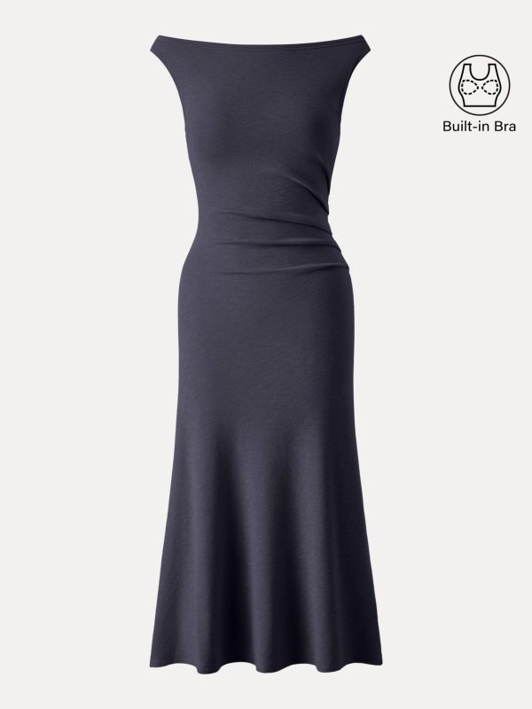 Elegant Boatneck Tucked Fit-and-Flare Midi Bra Dress