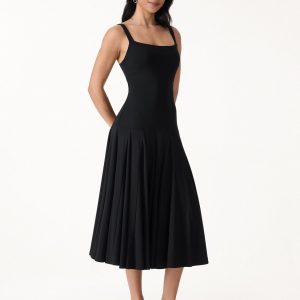 Forever Classy The Little Black Dress - Image 5
