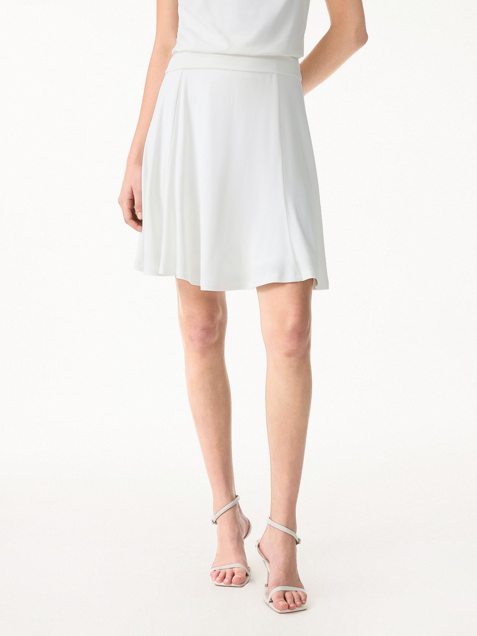 SkinKiss Essential Circle Flared Summer Mini Skirt - Image 3