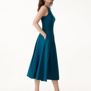 Boatneck Pleated Fit-and-Flare Midi Bra Dress with Pockets - Image 8