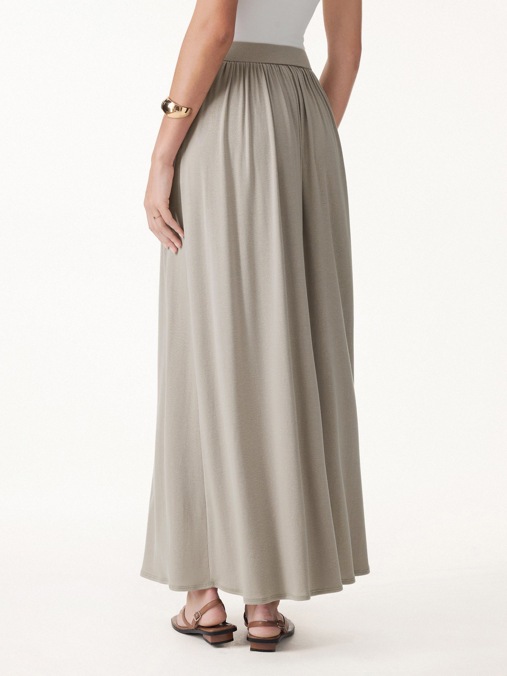 2Pcs Set Spaghetti Bra Top with Side Slit & A-Line Maxi Skirt with Pockets - Image 12