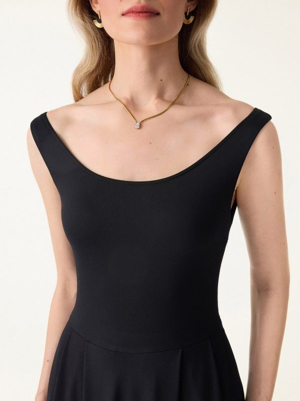 Balletic Scoop Neck Midi Bra Dress with Pockets