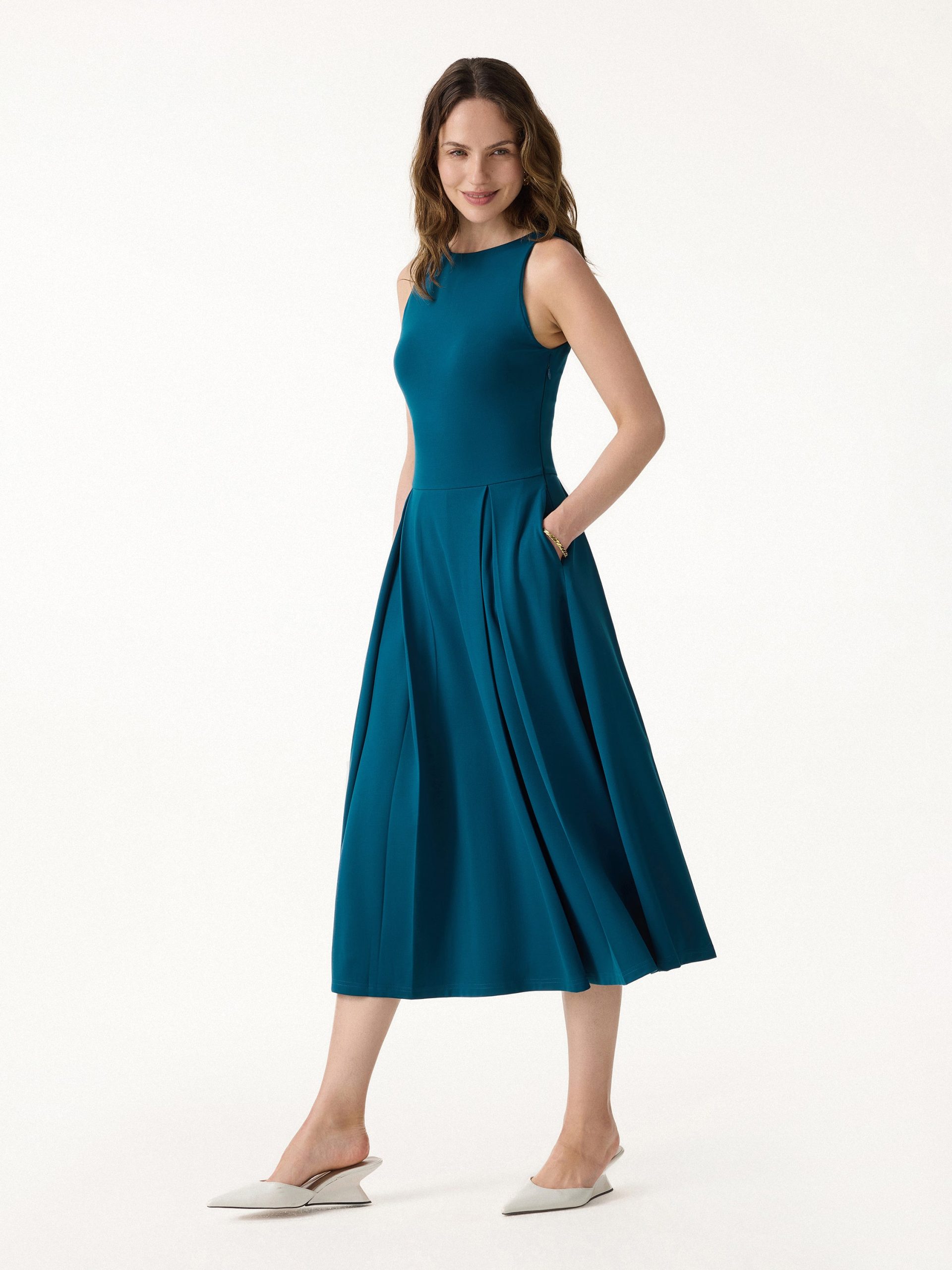 Boatneck Pleated Fit-and-Flare Midi Bra Dress with Pockets - Image 7