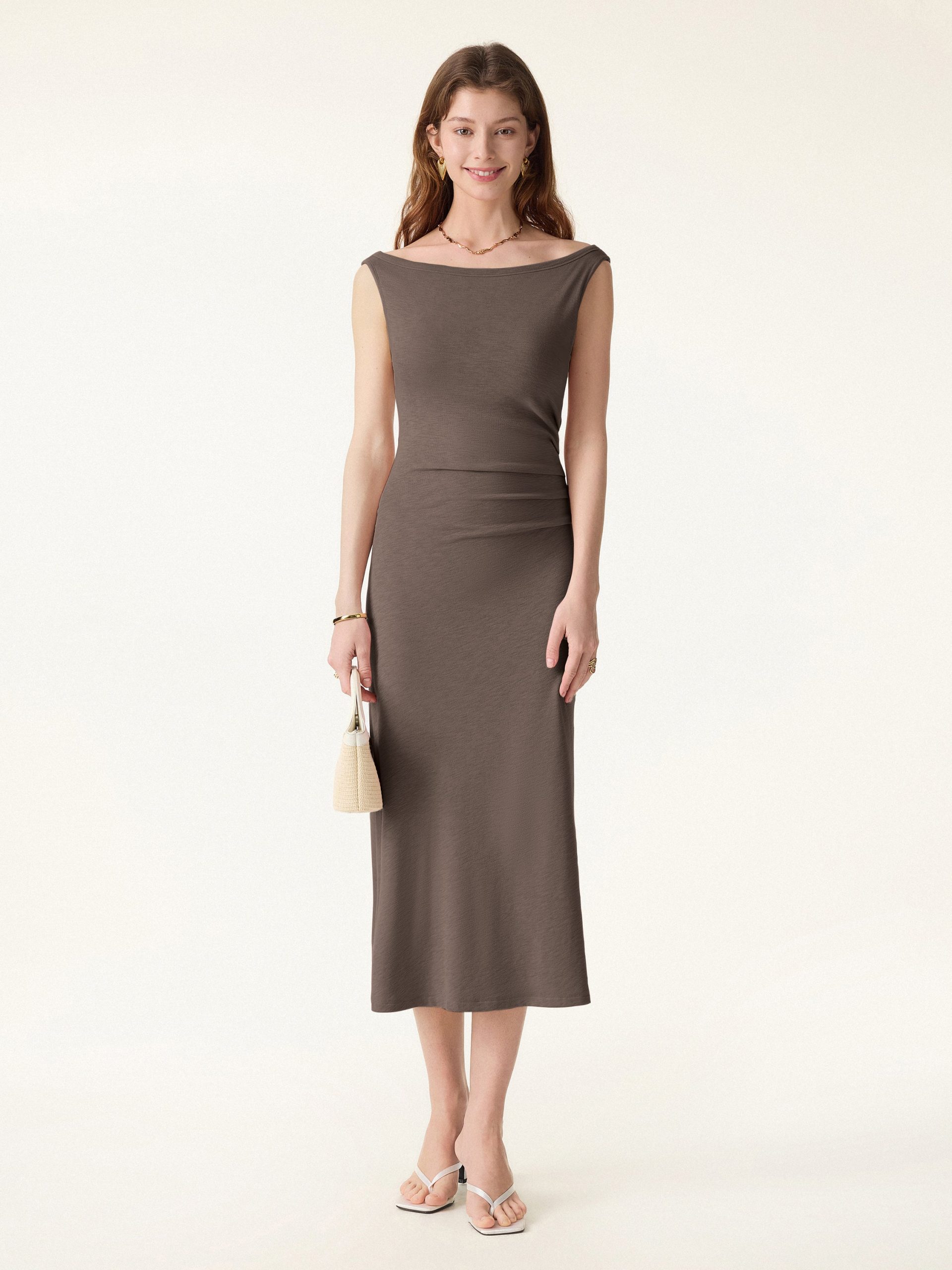 Elegant Boatneck Tucked Fit-and-Flare Midi Bra Dress - Image 14