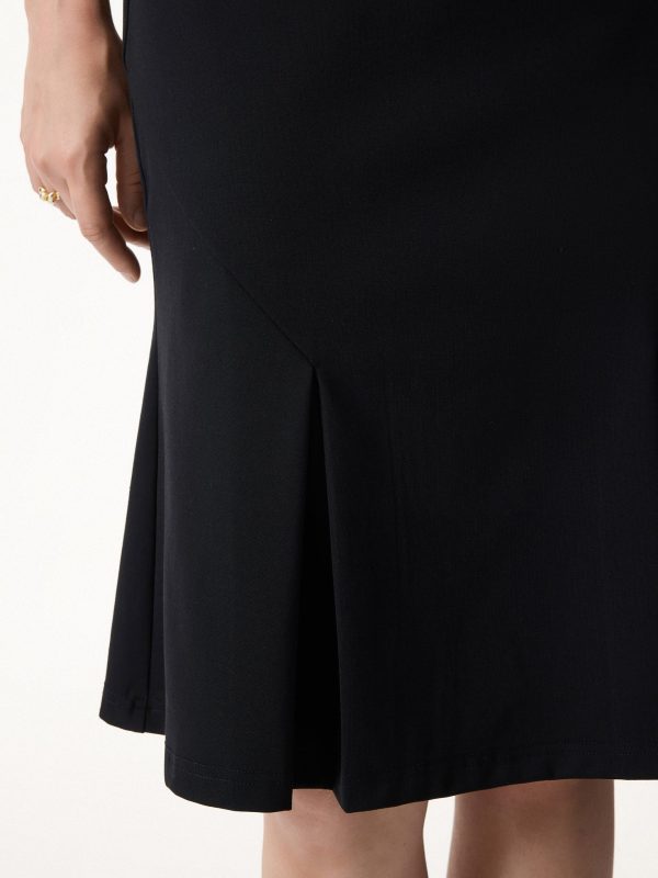 4-Way Stretch Knee Length Pleated Flare Skirt