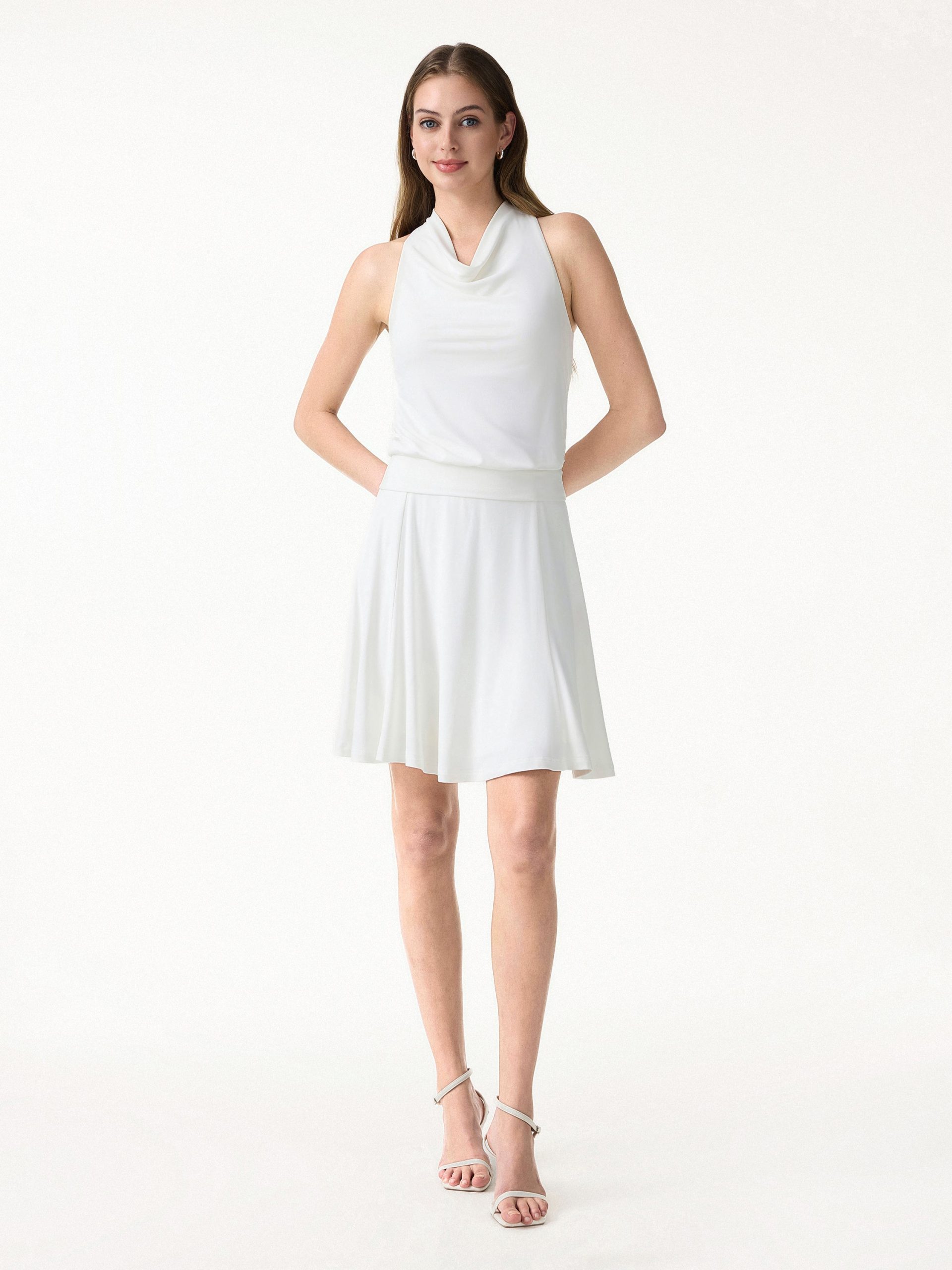 SkinKiss Essential Circle Flared Summer Mini Skirt - Image 2